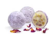 Rosenblüten in Grappa Truffes